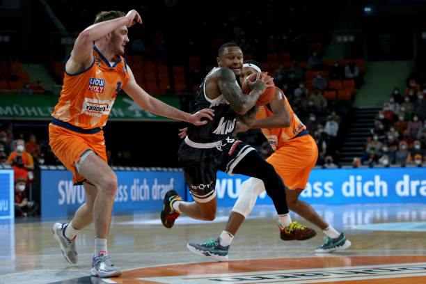 强的稳定性 强的稳定性