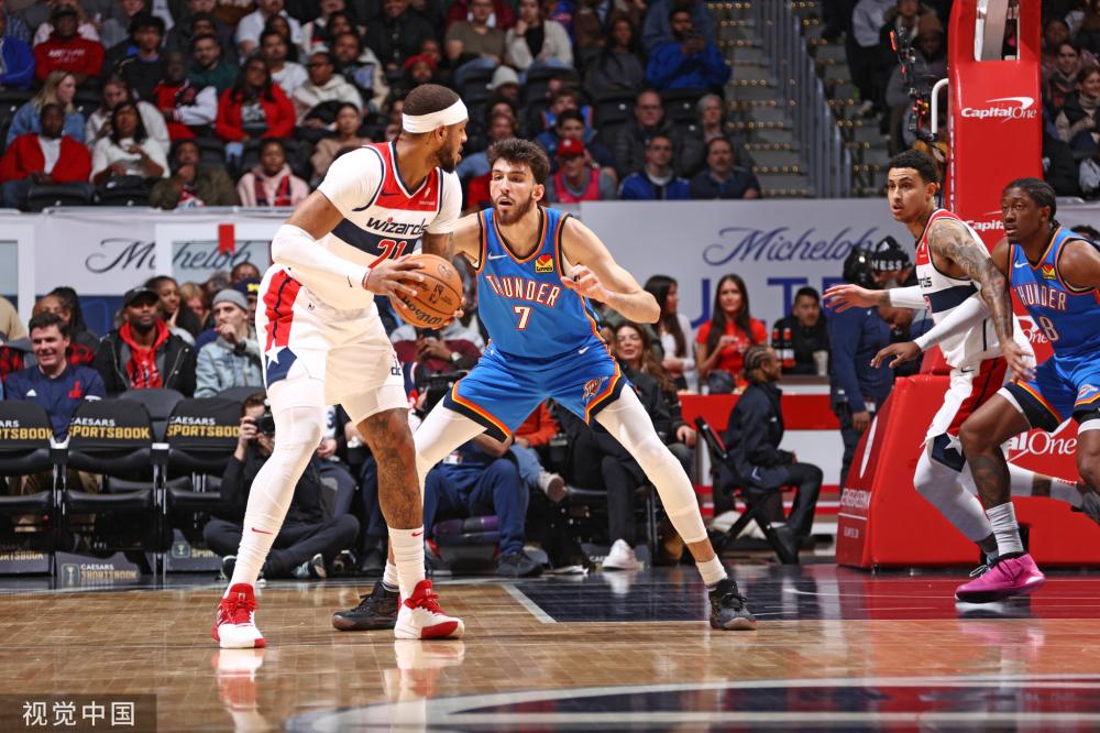 入低迷的巴 入低迷的巴