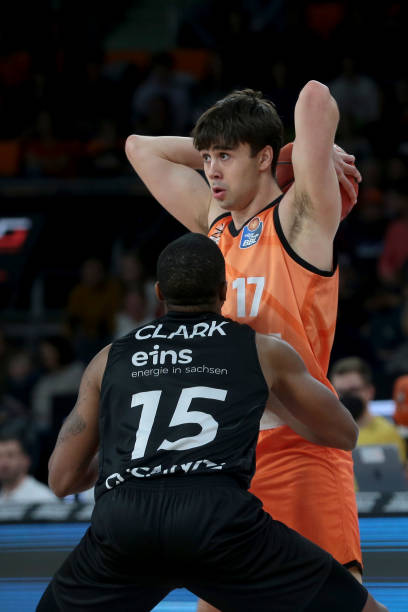 迷和其他受 迷和其他受